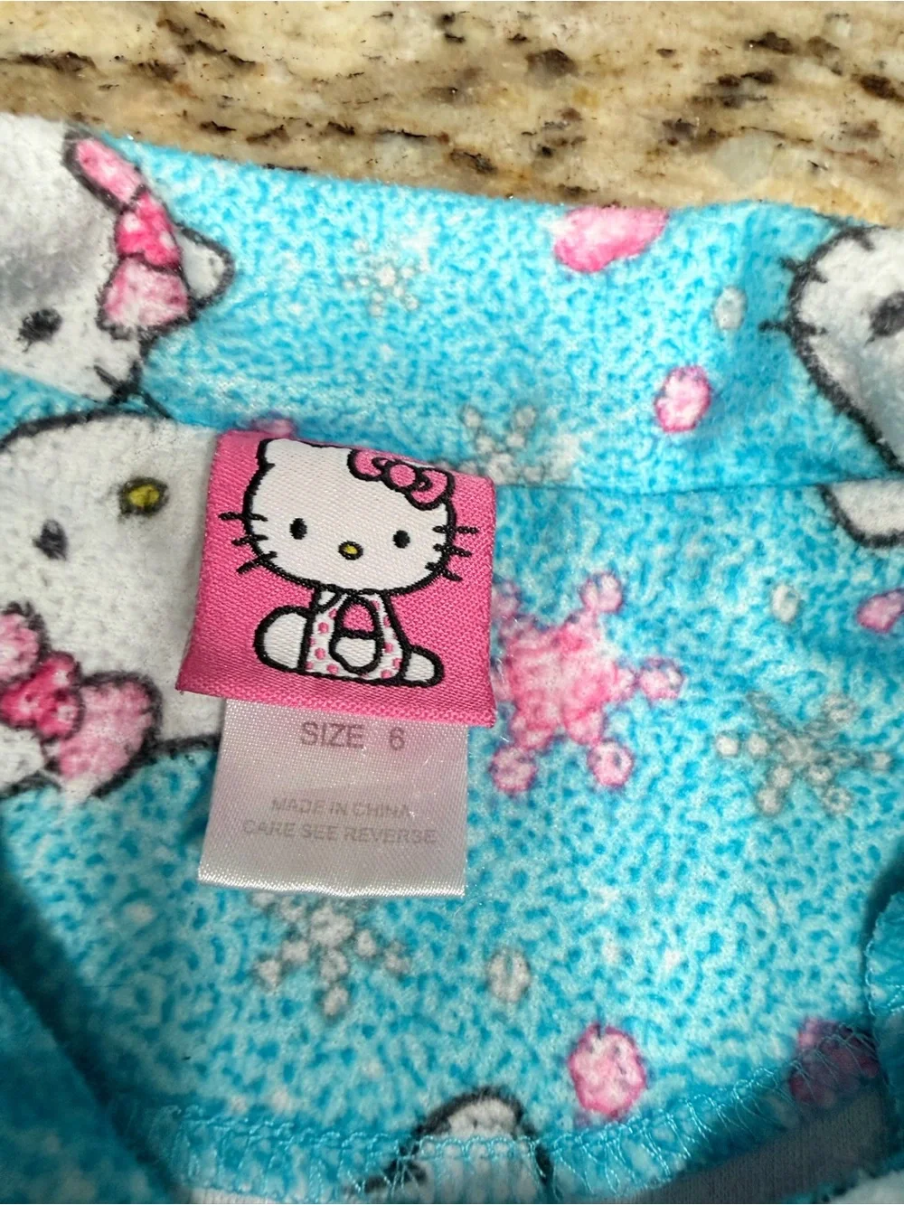 Hello Kitty cozy hello